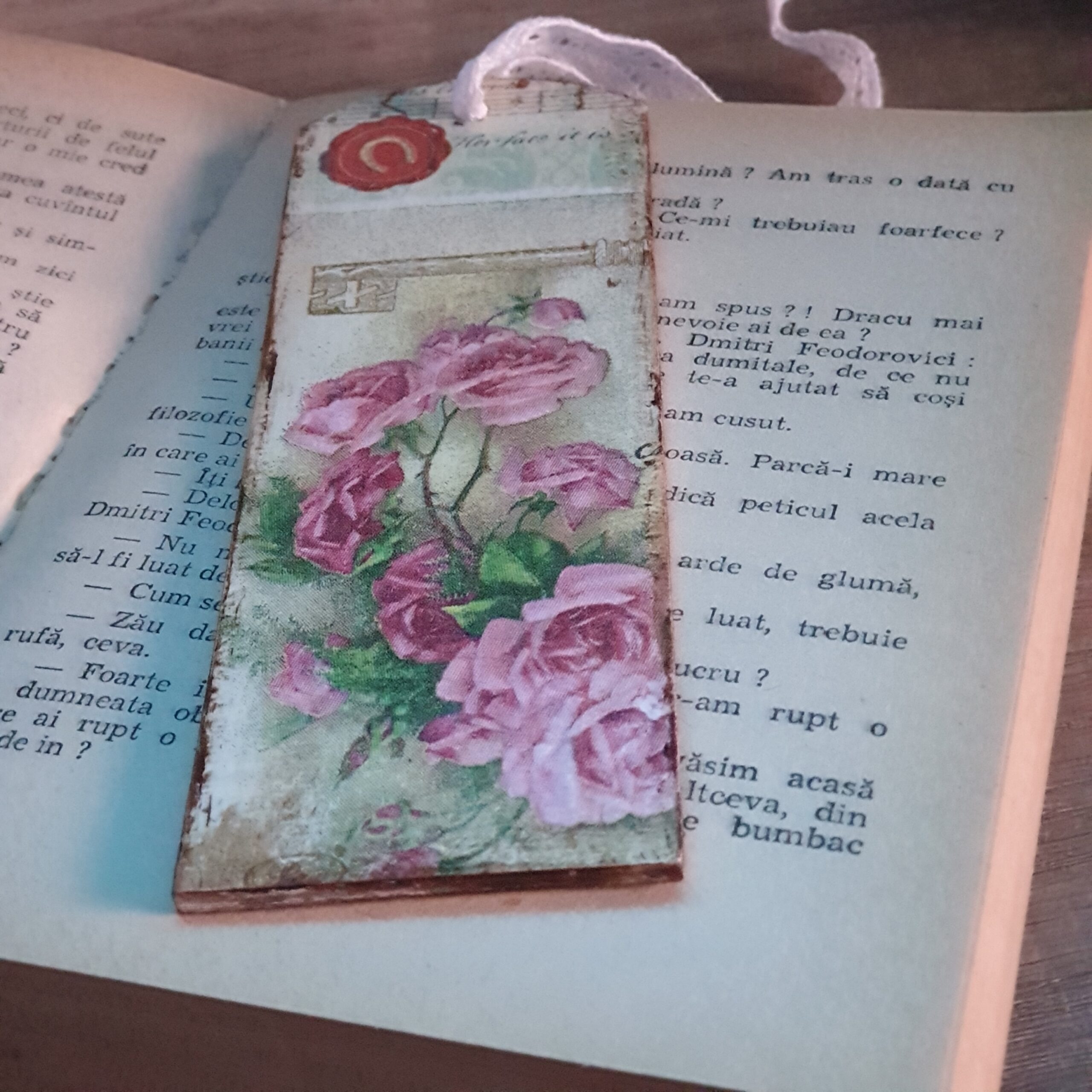 Semn de carte din lemn - nedecorat - h 15 cm 2 Semn de carte din lemn - nedecorat - h 15 cm - imagine 2