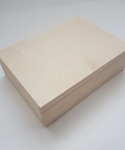 cutie din lemn cu capac - 27,5x20,5 cm