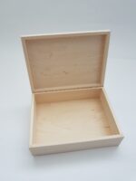 Cutie din lemn cu capac - 27,5x20,5 cm.