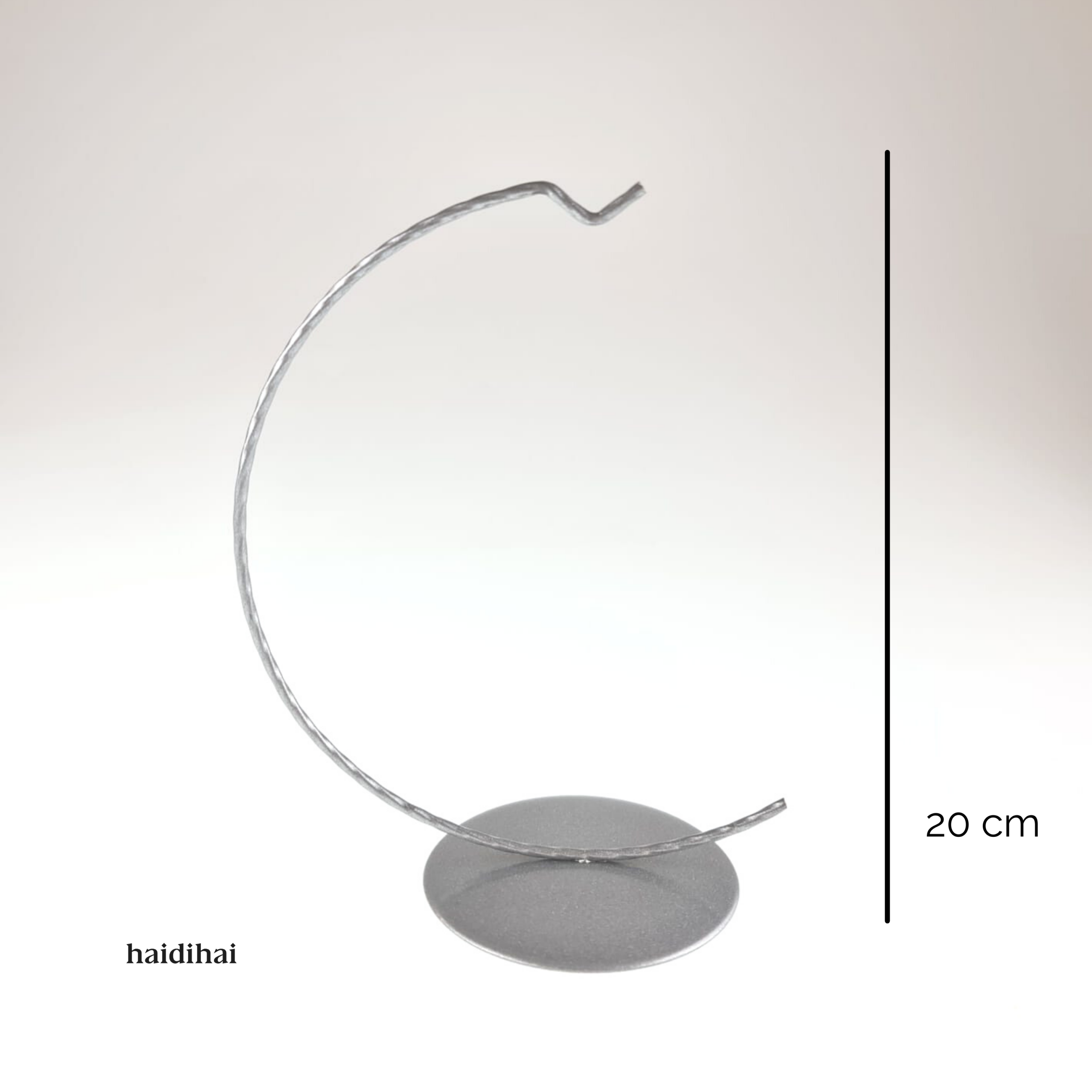 Suport metalic decorativ argintiu – glob - h20 cm 1 Suport metalic decorativ argintiu – glob – 20 cm