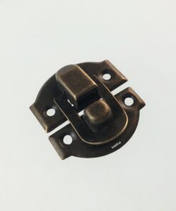 Încuietoare metalică pentru cutii 2,7×2,8 cm