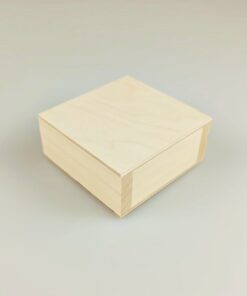 Cutie din lemn – mică – 8.5x8.5x3.5 cm