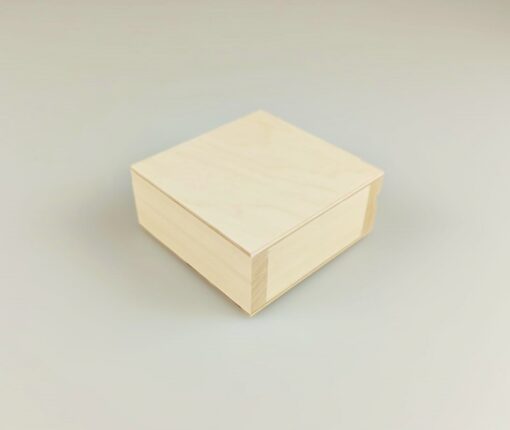 Cutie din lemn – mică – 8.5x8.5x3.5 cm 1