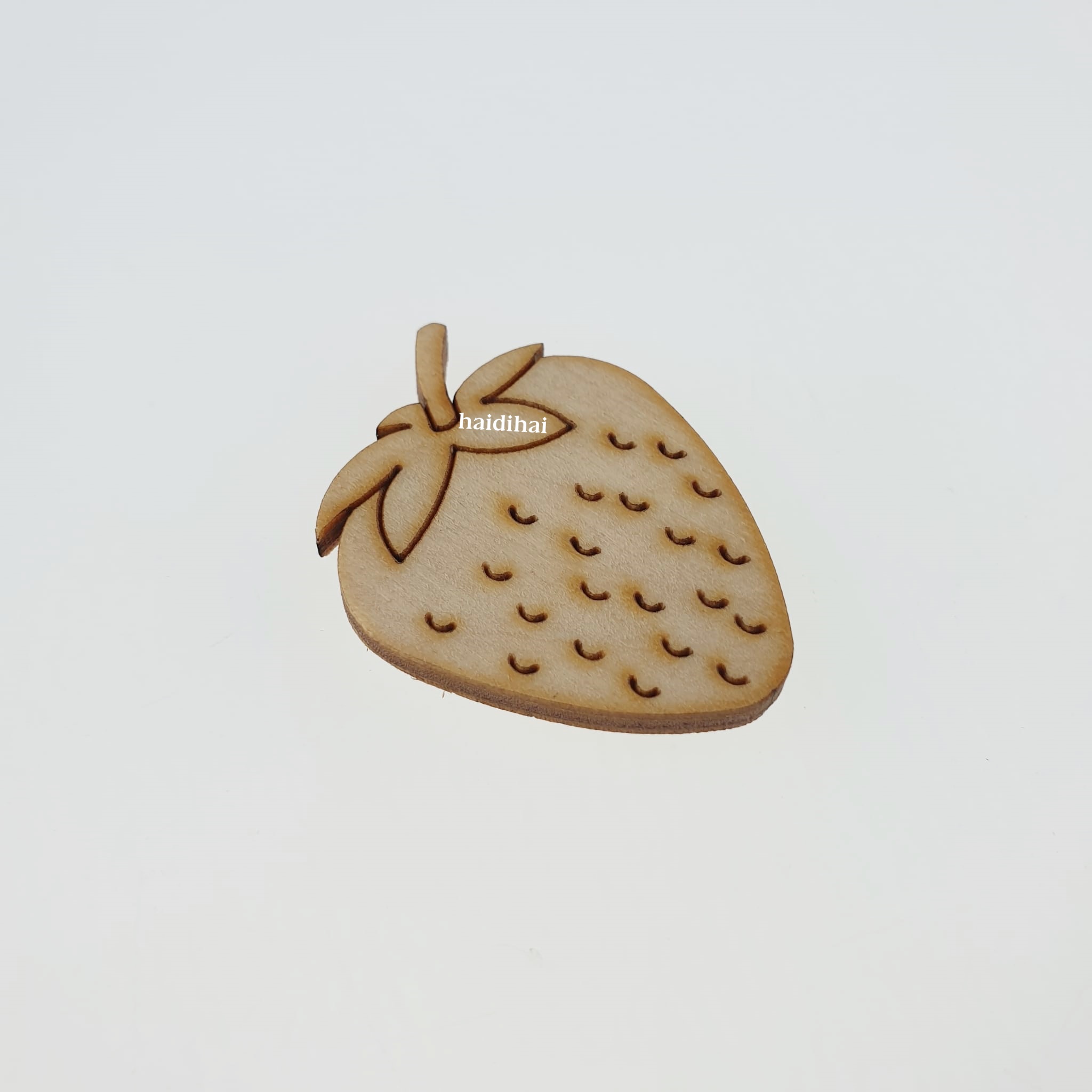 Decorațiune lemn - Strawberry - 3,5x2,5 cm 2 Decorațiune lemn - Strawberry - 3,5x2,5 cm - imagine 2