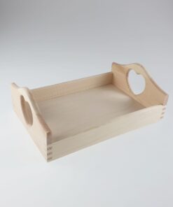 Tavă mică din lemn – mâner inimă – 30x20x10cm