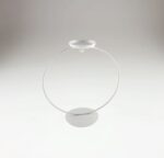 Suport metalic alb cu lumanare – glob – h17,5 cm