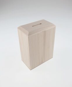 Pușculiță din lemn - 10x5,8x13,2 cm