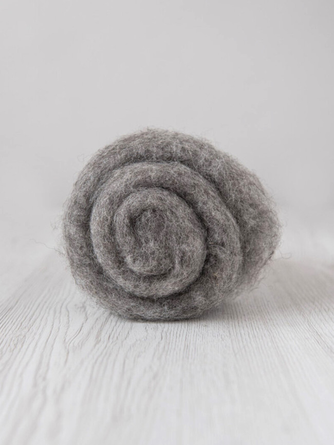 Lână Cardată Bergschaf - 100 g - NATURAL GREY 1 Lână Cardată Bergschaf - 100 g - NATURAL GREY