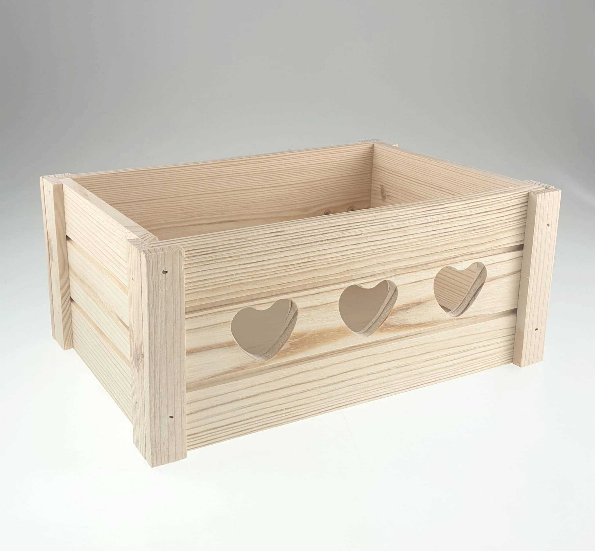 Ladă din lemn cu inimioare - 31,5x21,5x13,3 cm 1 Ladă din lemn cu inimioare - 31,5x21,5x13,3 cm